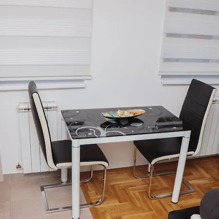 Stan Na Dan - Bella * Lukavica