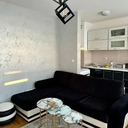 Stan Na Dan - Bella شقة Lukavica